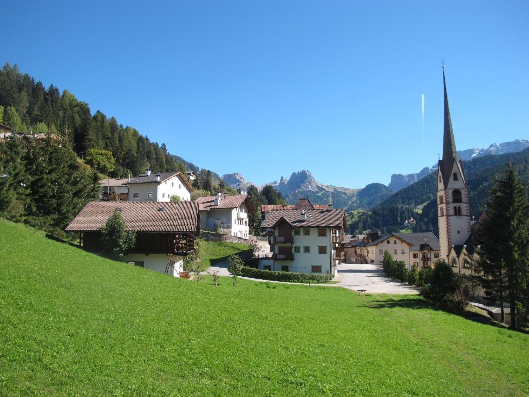 Villa Ula Verda- Apartments Marianna Santa Cristina Val Gardena Extérieur photo