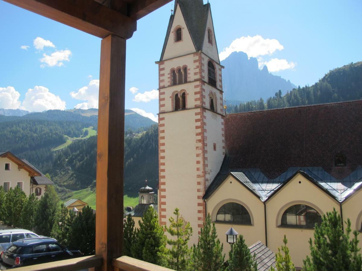 Villa Ula Verda- Apartments Marianna Santa Cristina Val Gardena Extérieur photo